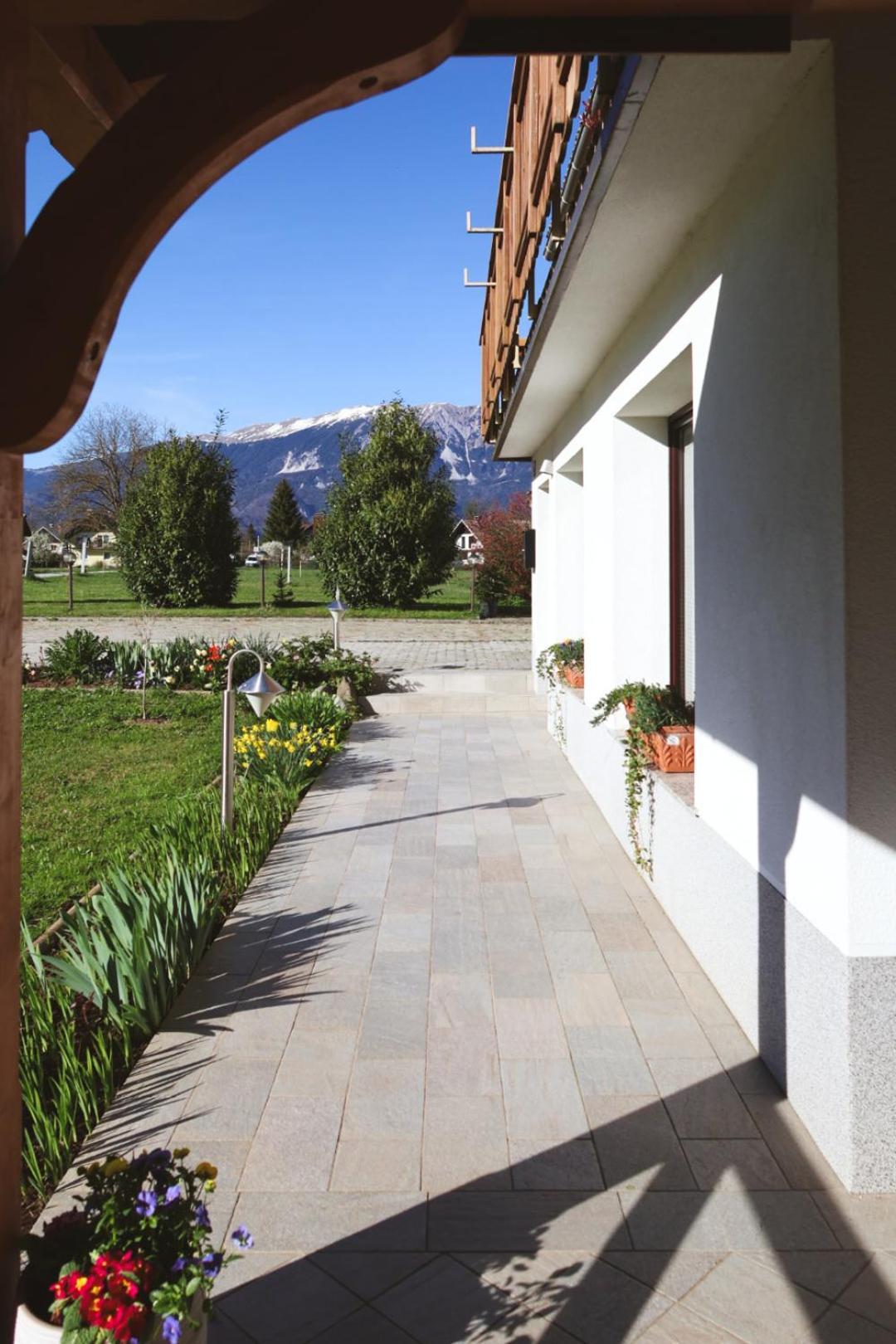 Apartments-rooms Kocijancic 3* Bled