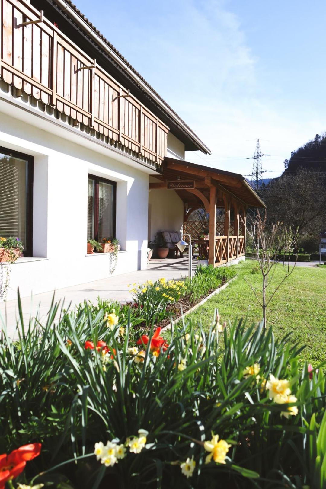 Apartments-rooms Kocijancic Gasthof 3*