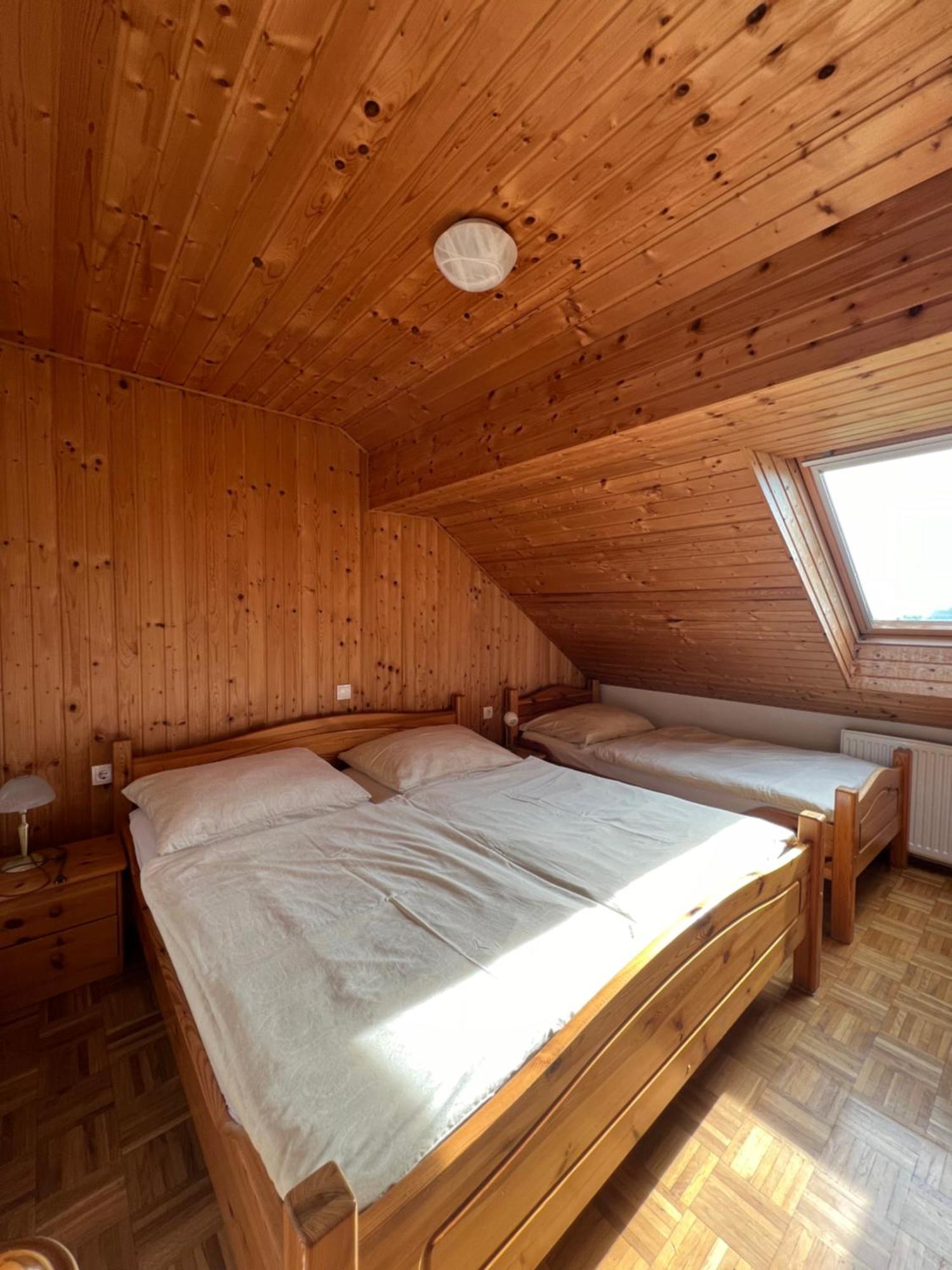 Apartments-rooms Kocijancic Gasthof Bled