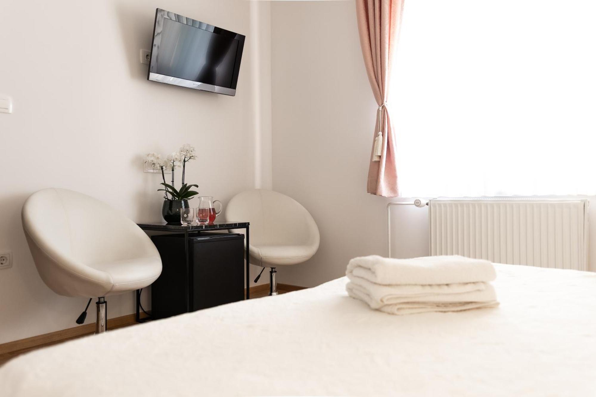 Hiša za goste Apartments-rooms Kocijancic