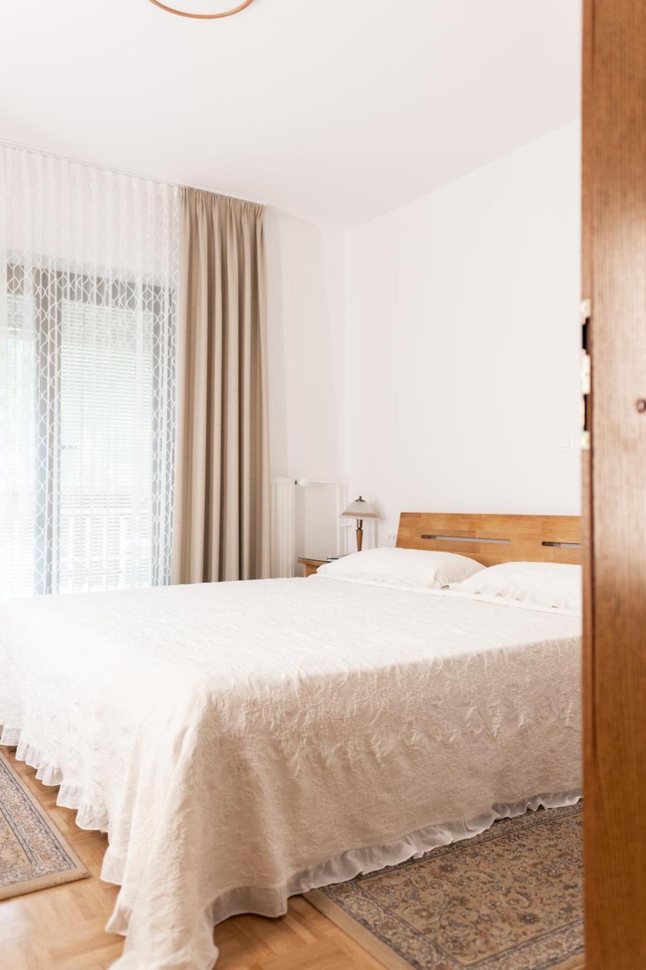 Apartments-rooms Kocijancic Hiša za goste 3*